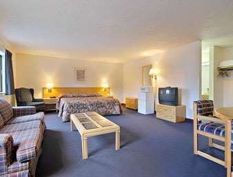 Hotel Super 8 By Wyndham Hot Springs Pokoj fotografie