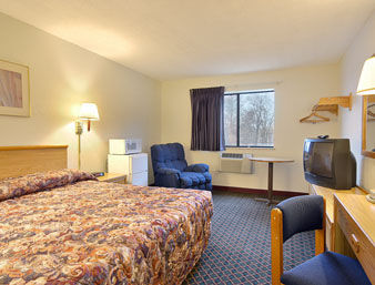 Hotel Super 8 By Wyndham Hot Springs Pokoj fotografie